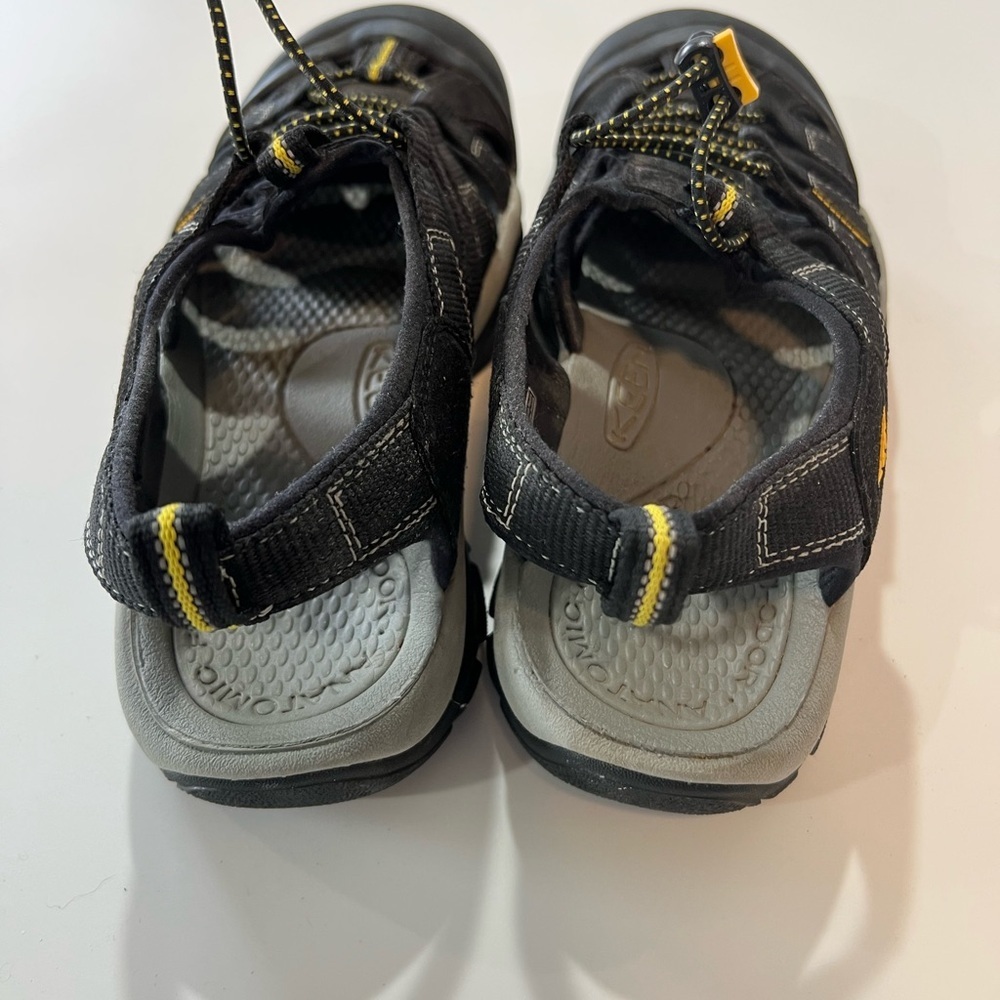 Keen Black and Yellow Outdoor Sandals - Picture 5 of 11